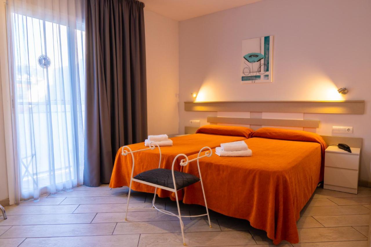 Apartamentos Comfort Calella Exteriér fotografie