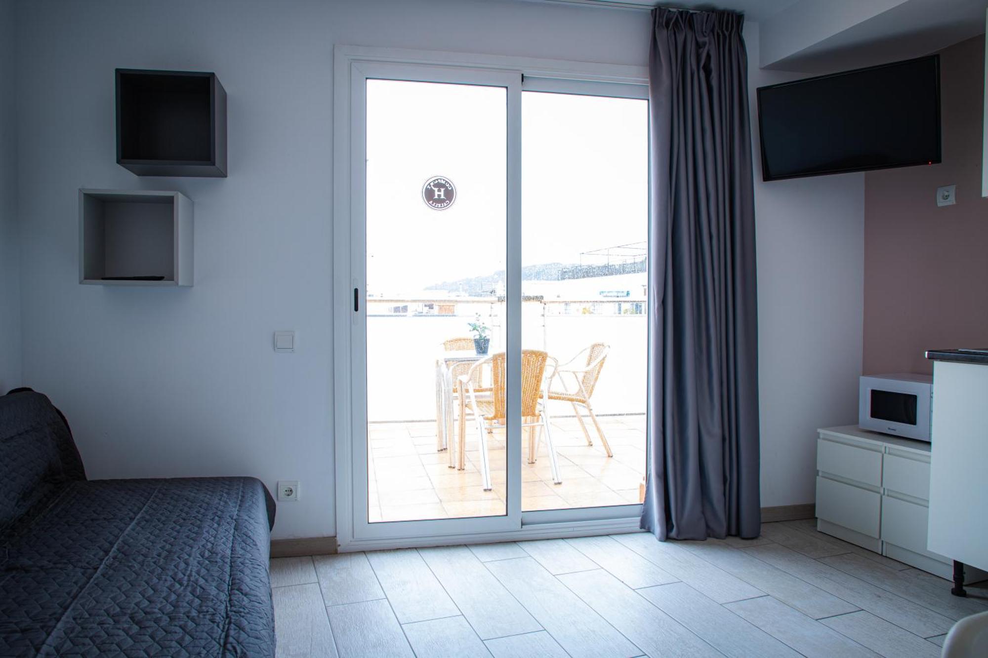 Apartamentos Comfort Calella Exteriér fotografie